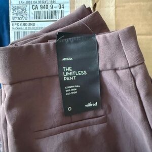 Aritzia the limitless pants